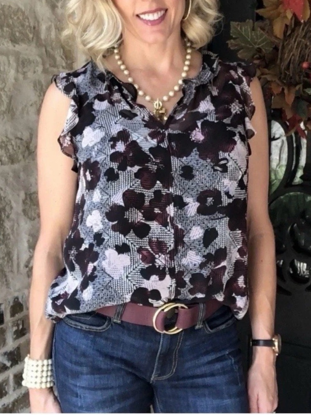 Cabi sheers Sleeveless Floral Print V-Neck Blouse in Plum and Light Pink